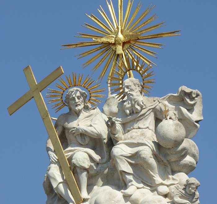 Pause & Prepare for the Solemnity of the Most Holy Trinity, 31 May 2026